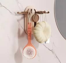 5-Claw Retractable Wall Hook – Compact Multi-Use Organizer